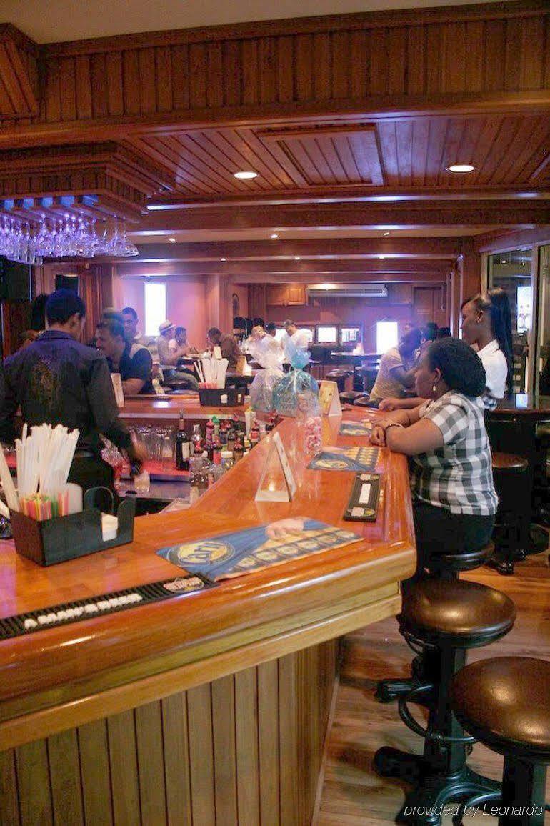 Tradewinds Hotel ซานเฟอร์นานโด ร้านอาหาร รูปภาพ